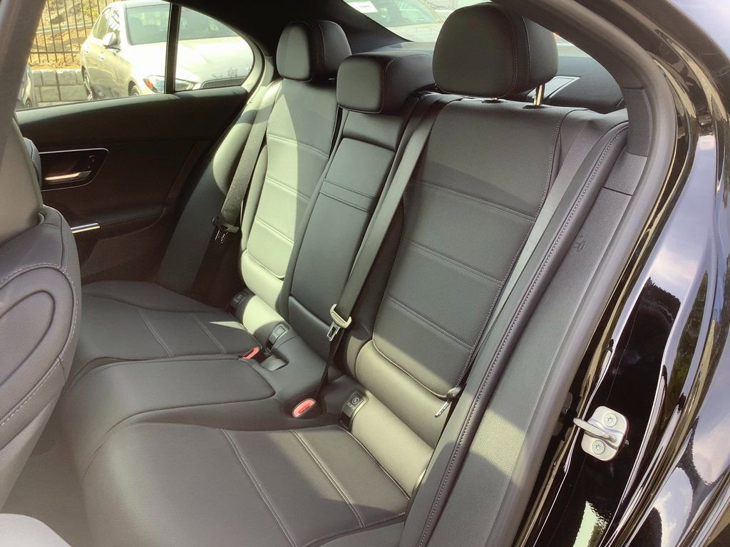New 2024 Mercedes-Benz C 300 4MATIC Sedan image 14
