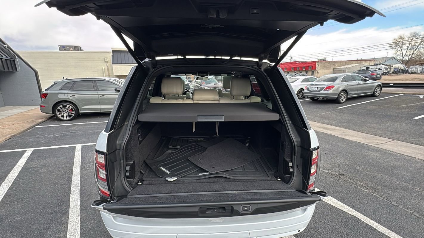 Used 2016 Land Rover Range Rover Supercharged image 15