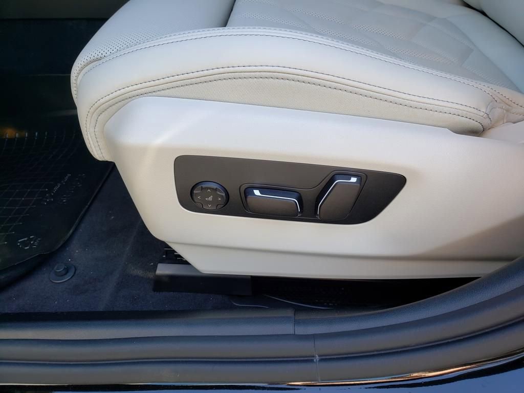 New 2026 BMW 530i xDrive w/ M Sport Package image 21