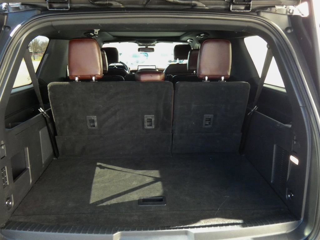 Used 2022 Ford Expedition Max Limited image 36