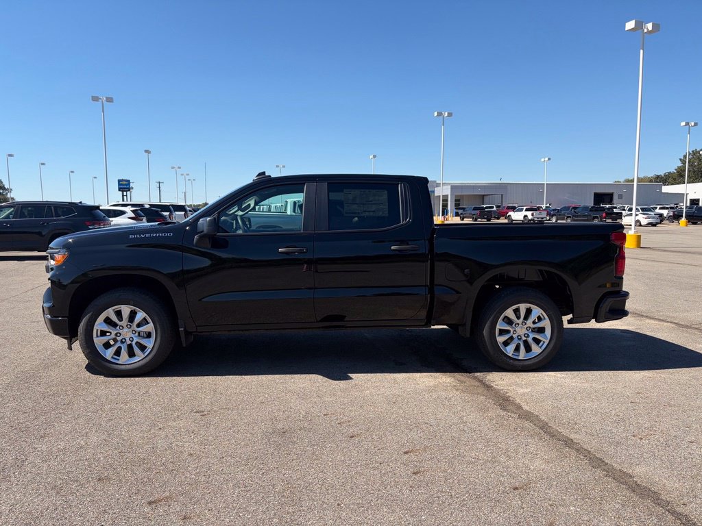 New 2026 Chevrolet Silverado 1500 Custom RWD image 2