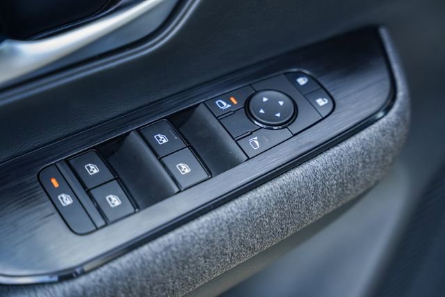 New 2026 Nissan Kicks SV image 36