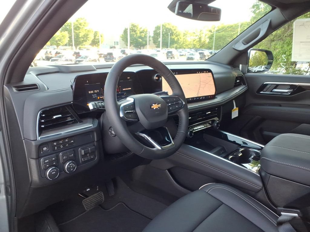 New 2026 Chevrolet Suburban Premier w/ Sun And Tow Package AWD/4WD image 11
