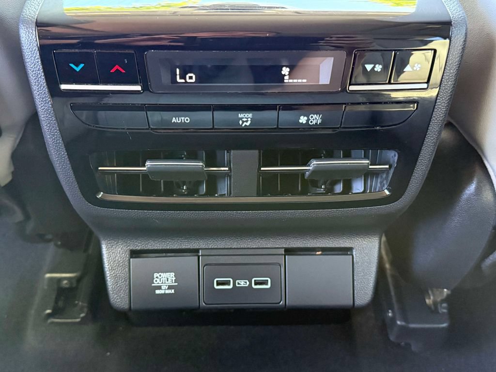 Certified 2023 Acura MDX w/ Technology Package AWD/4WD image 12