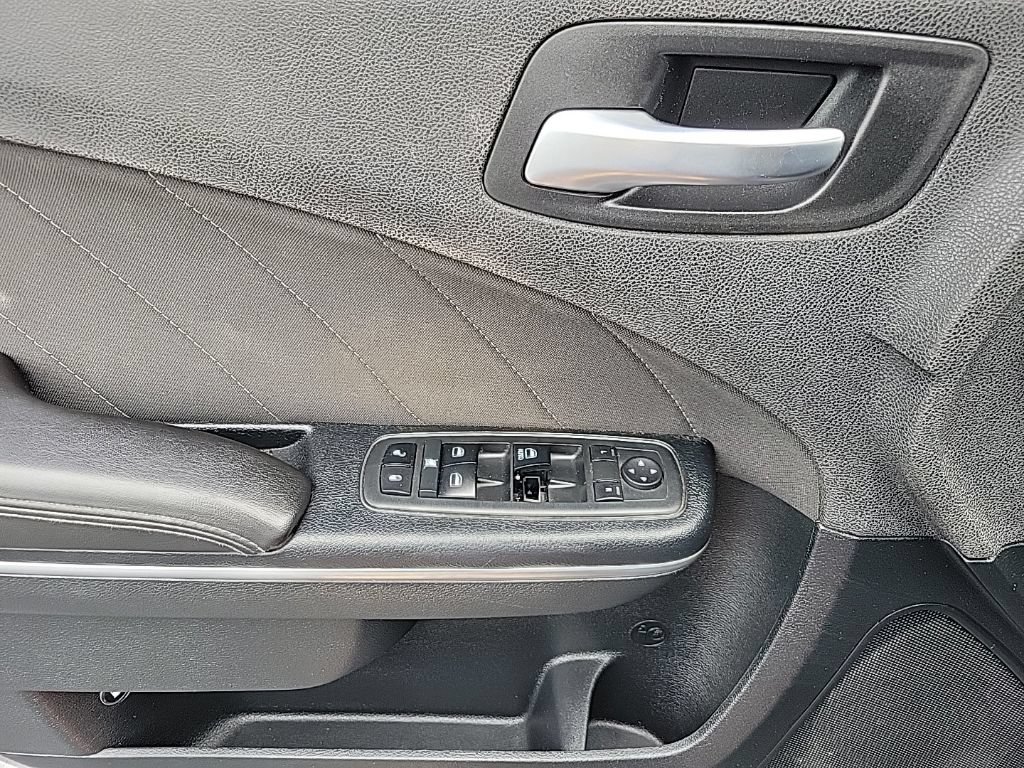 Used 2018 Dodge Charger R/T RWD image 14