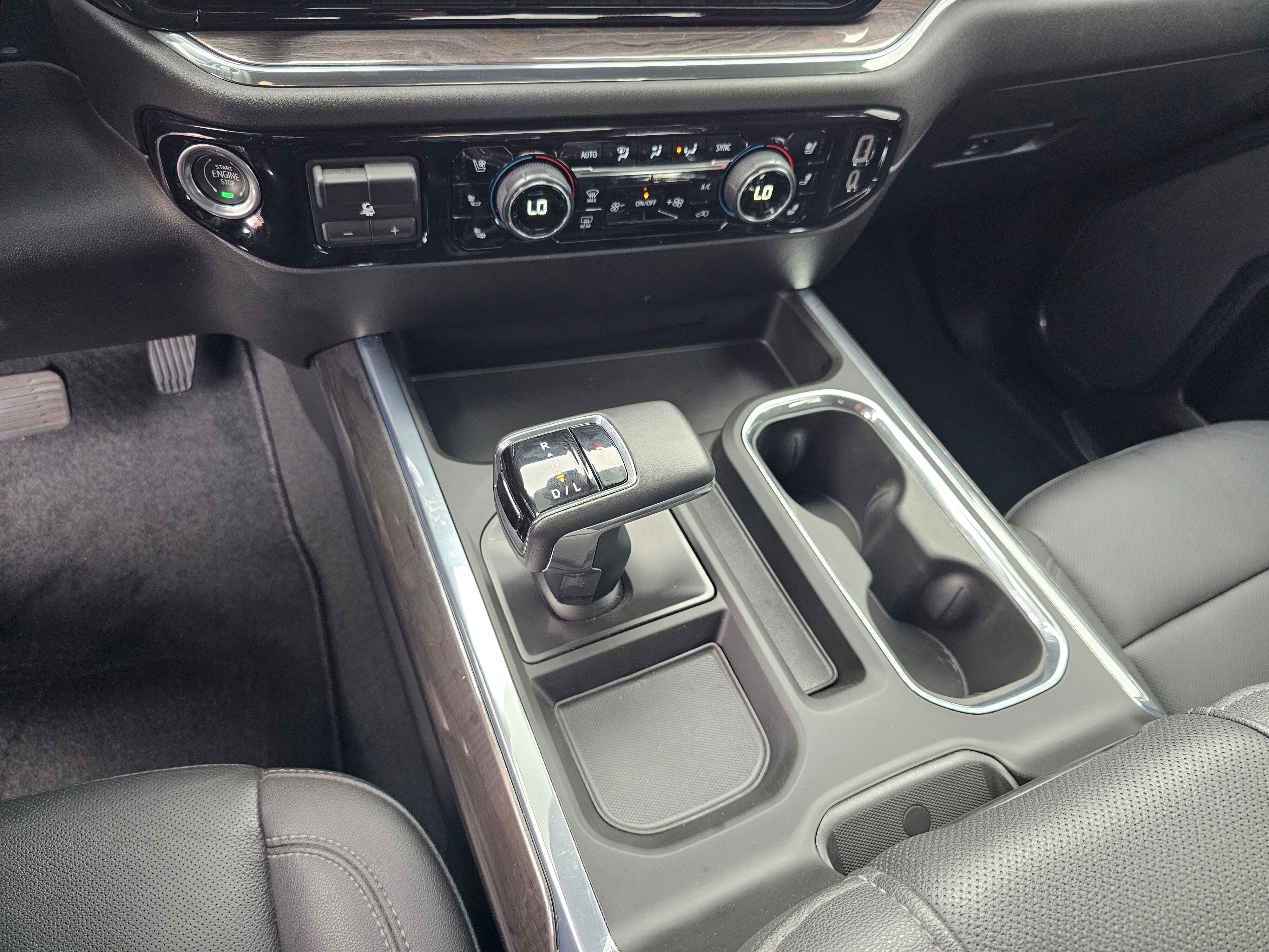 Used 2024 Chevrolet Silverado 1500 LTZ image 23