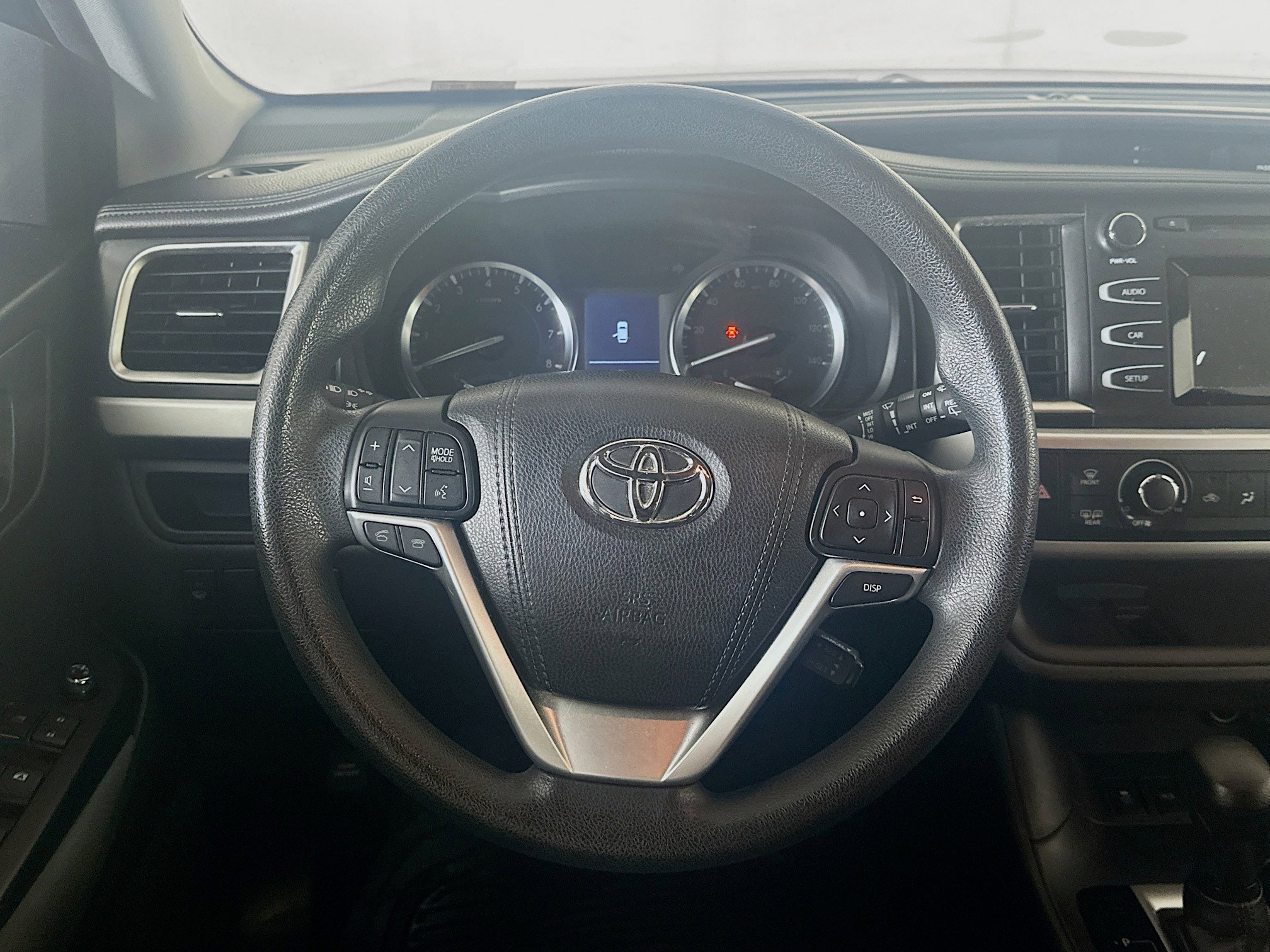 Used 2016 Toyota Highlander LE image 17