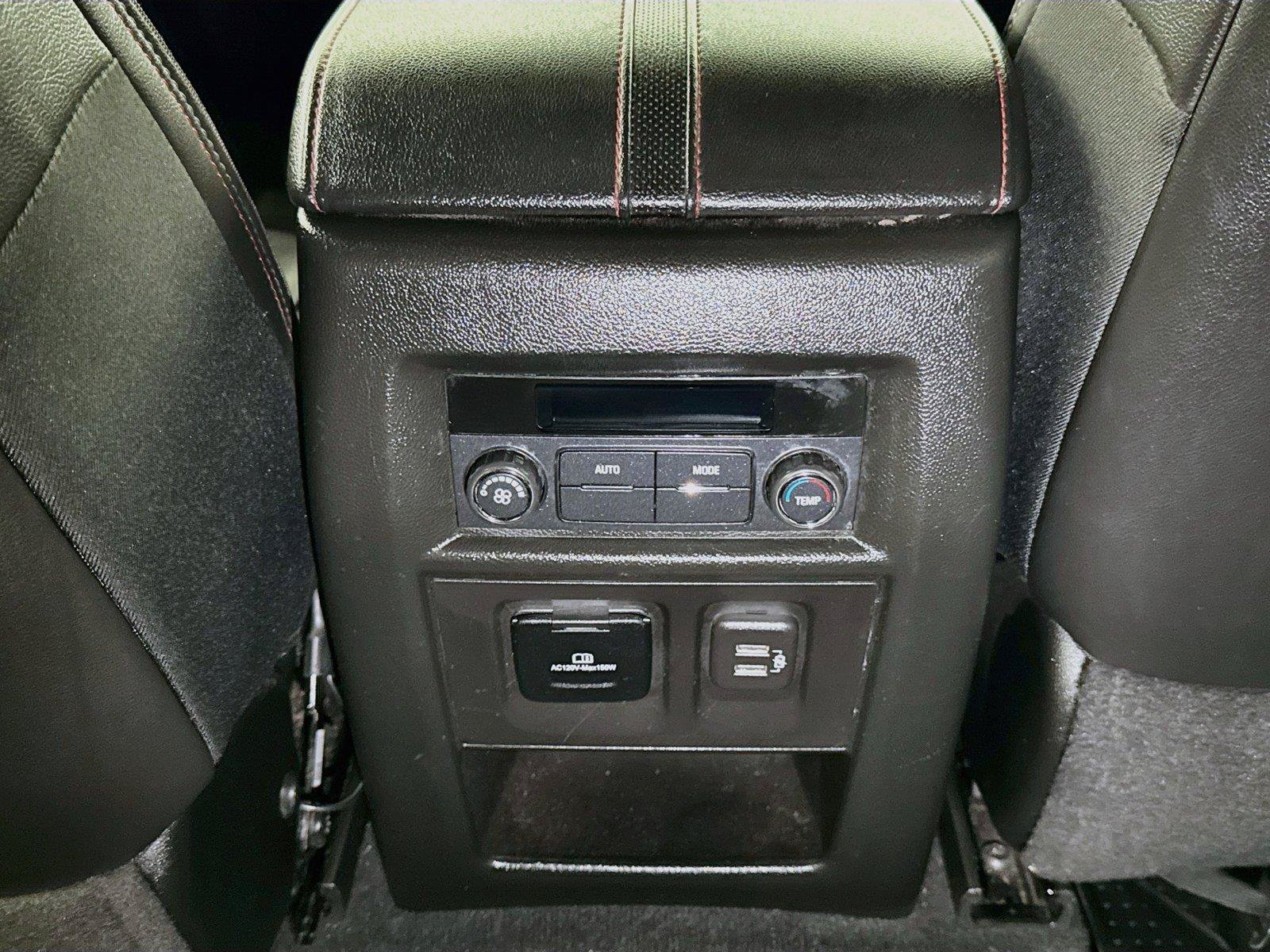 Used 2023 Chevrolet Traverse RS AWD/4WD image 24