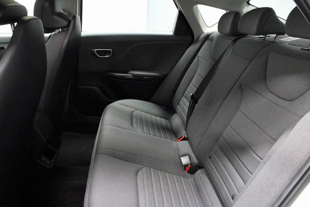 Used 2025 Kia K4 EX FWD image 21