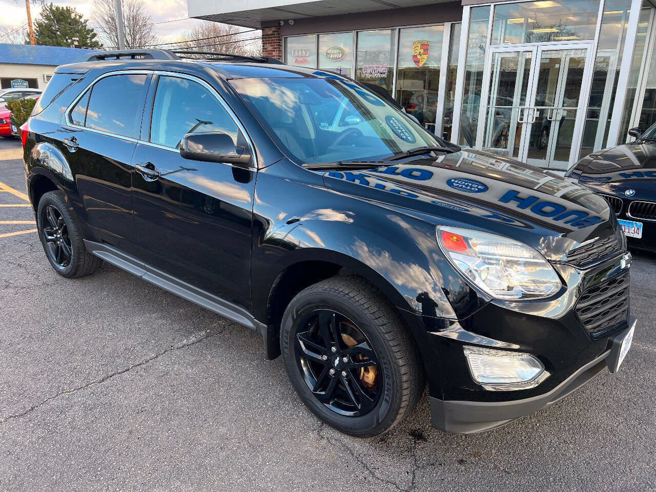 Used 2017 Chevrolet Equinox LT w/ Midnight Edition AWD/4WD image 4