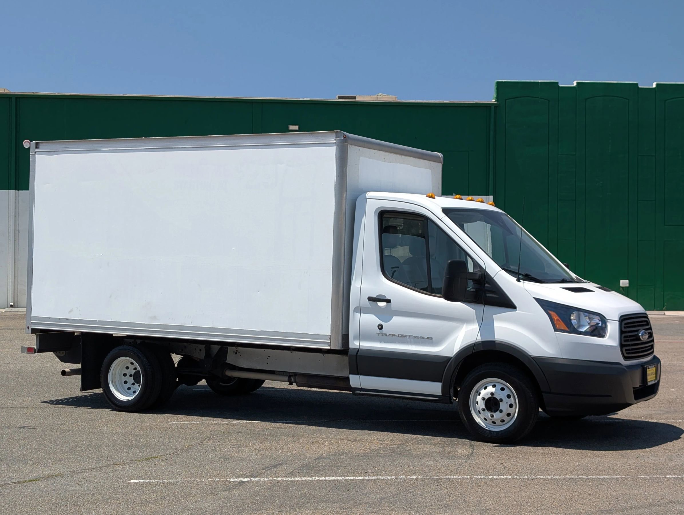 Used 2018 Ford Transit 350 156 DRW RWD image 1