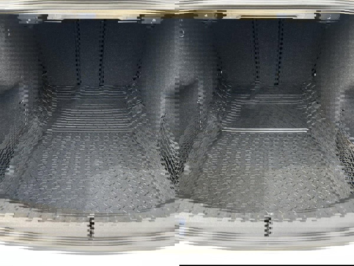 Used 2019 BMW 330i Sedan w/ Convenience Package image 36