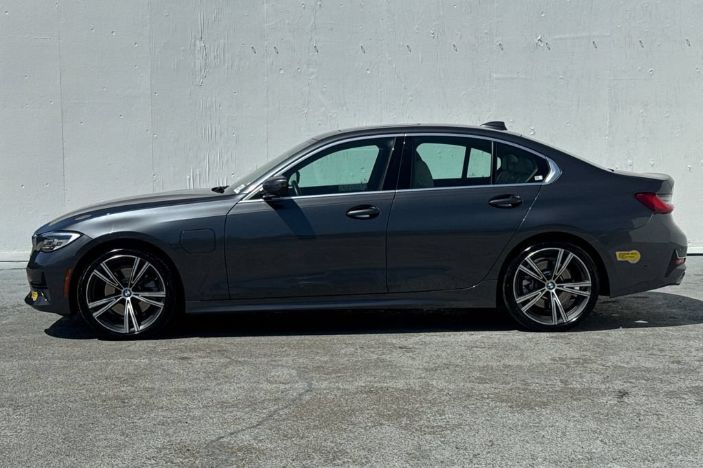 Used 2021 BMW 330e w/ Parking Assistance Package RWD image 6