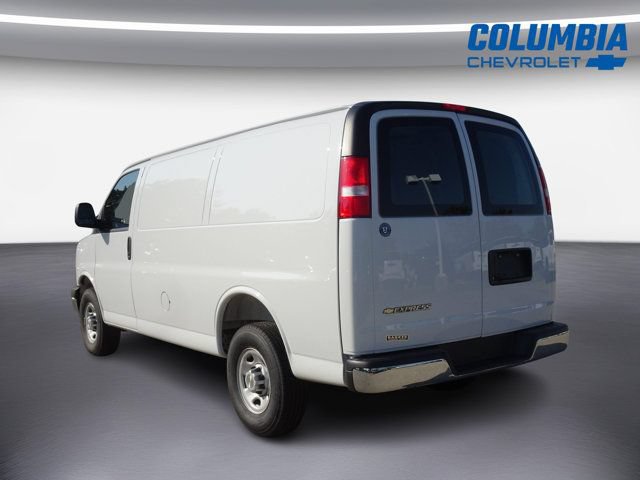 New 2026 Chevrolet Express 3500 w/ Driver Convenience Package RWD image 4