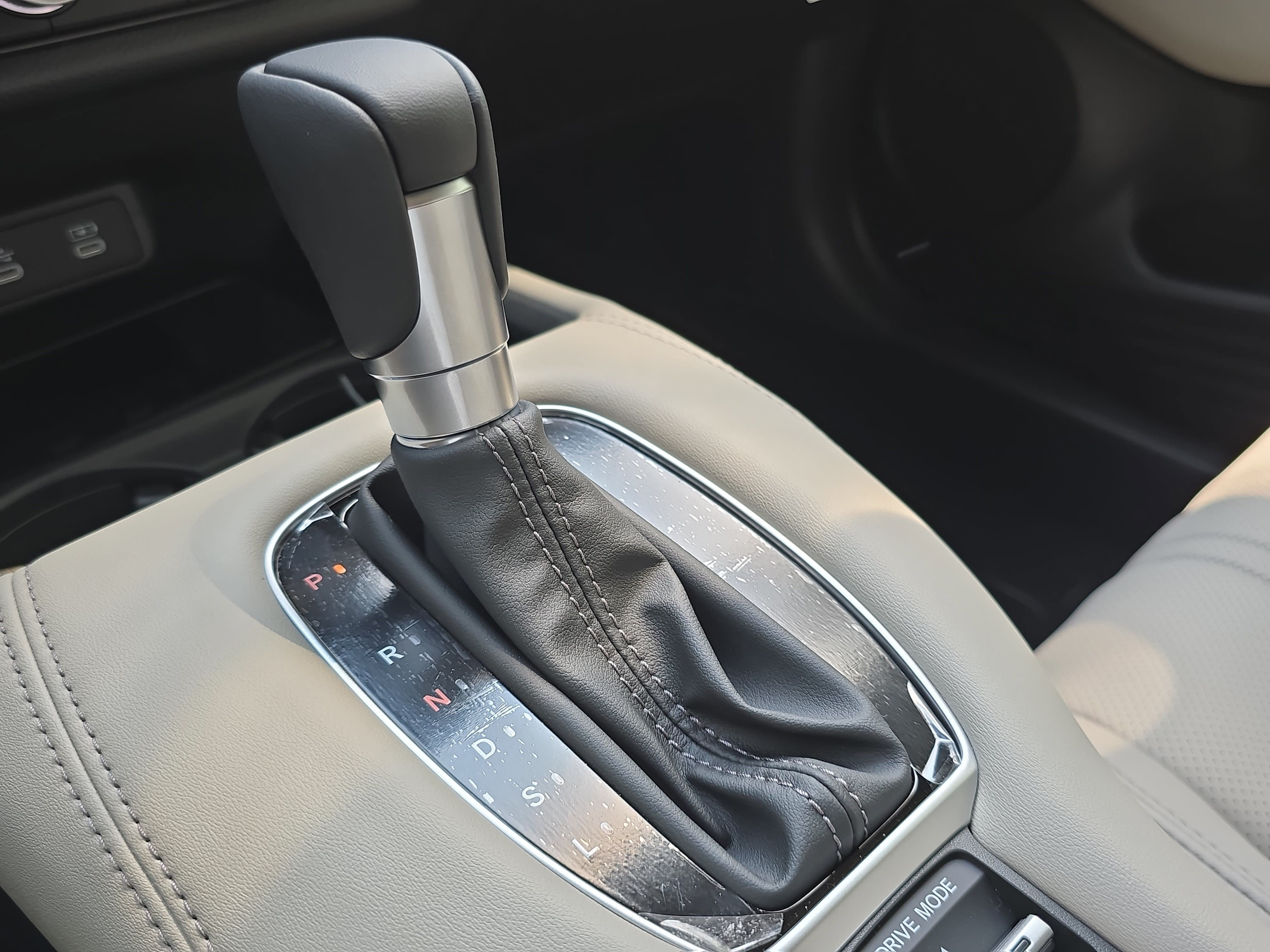 New 2027 Honda HR-V EX-L image 24