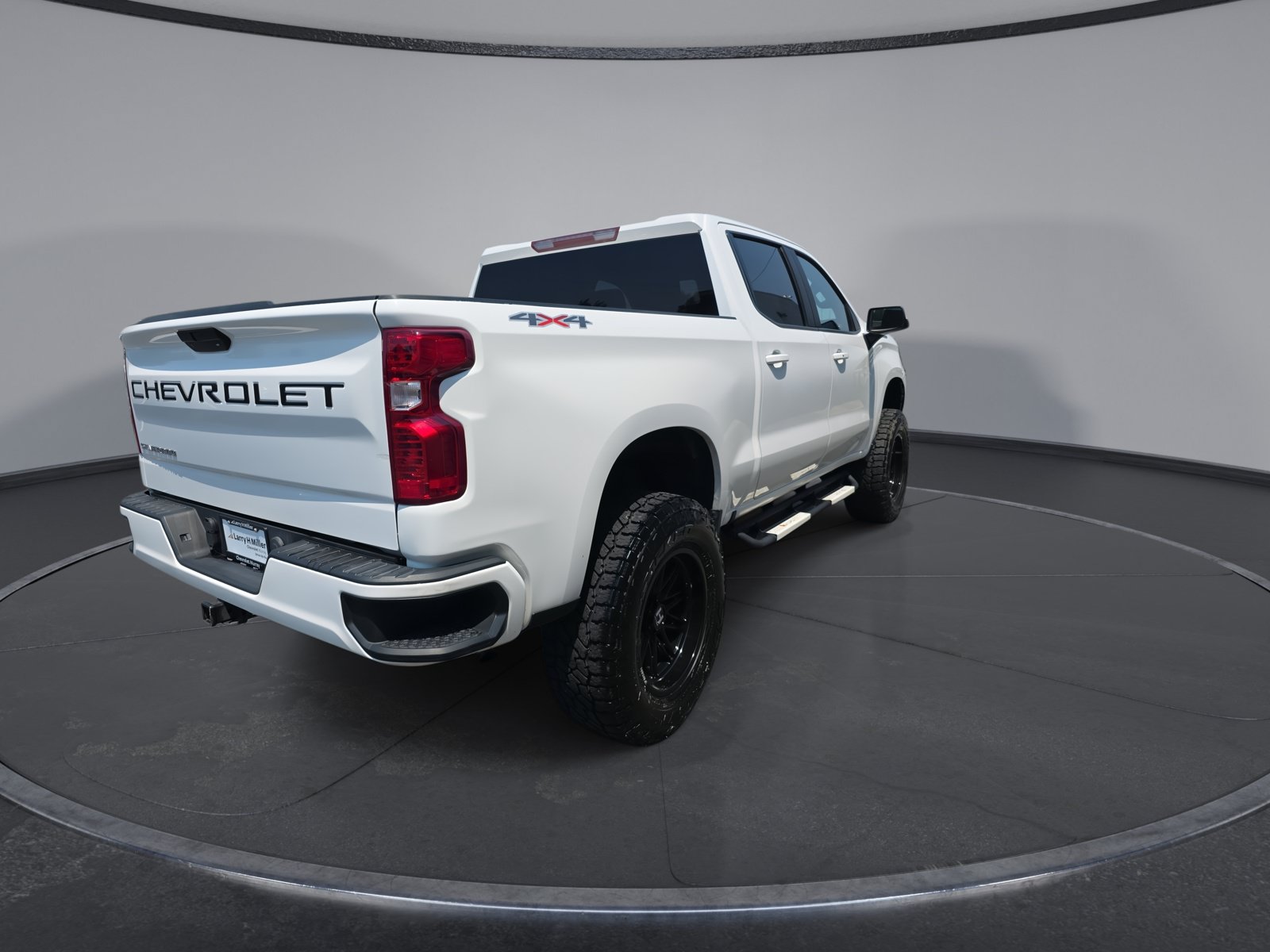 Used 2020 Chevrolet Silverado 1500 LT w/ All-Star Edition AWD/4WD image 13