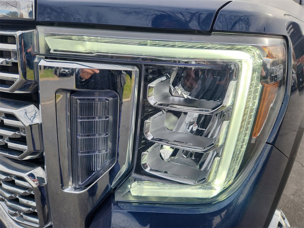 Used 2022 GMC Sierra 3500 Denali w/ Denali Ultimate Package image 5