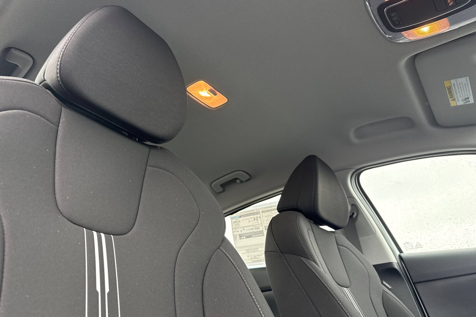 New 2026 Hyundai Elantra Hybrid FWD image 15