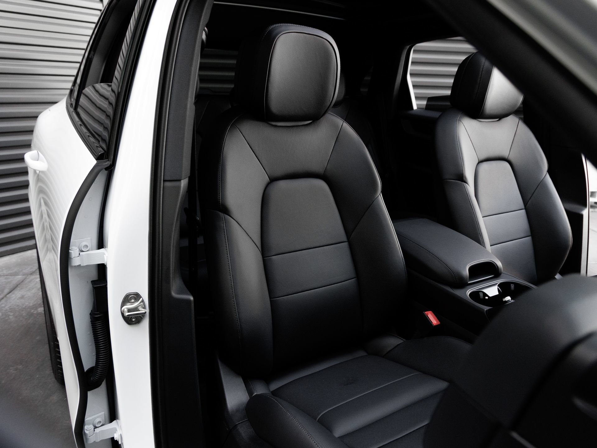 New 2026 Porsche Cayenne S AWD/4WD image 36