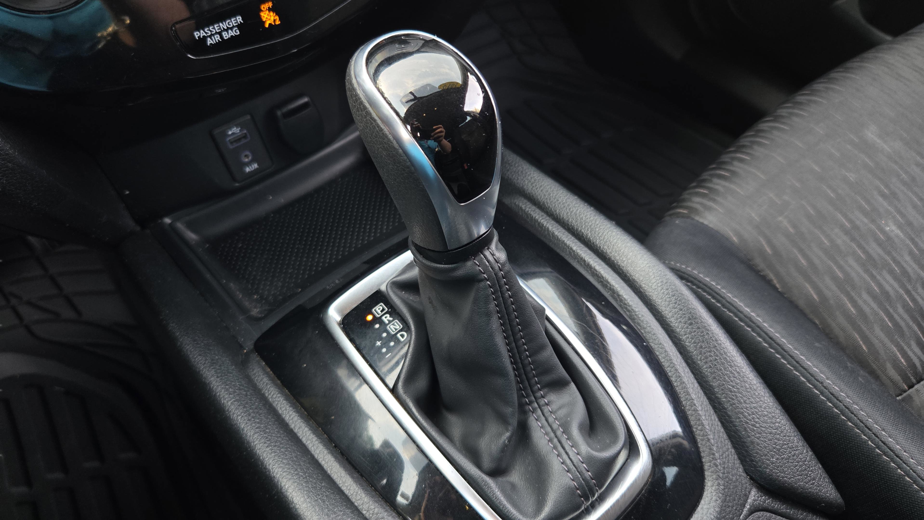 Used 2017 Nissan Rogue S FWD image 21