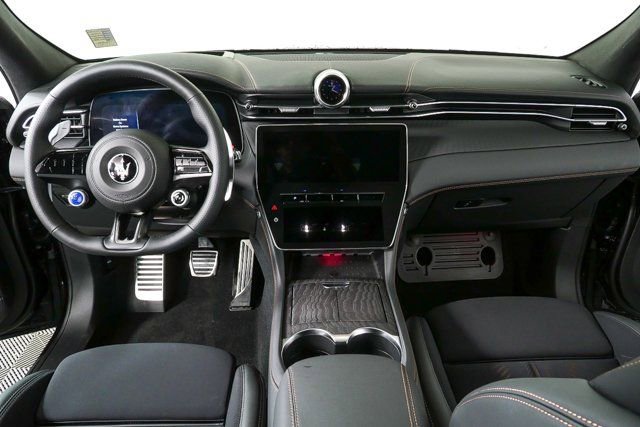New 2026 Maserati Grecale Modena image 21