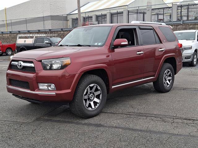 Used 2010 Toyota 4Runner SR5 image 3