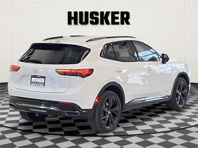 Used 2025 Buick Envision Sport Touring image 7