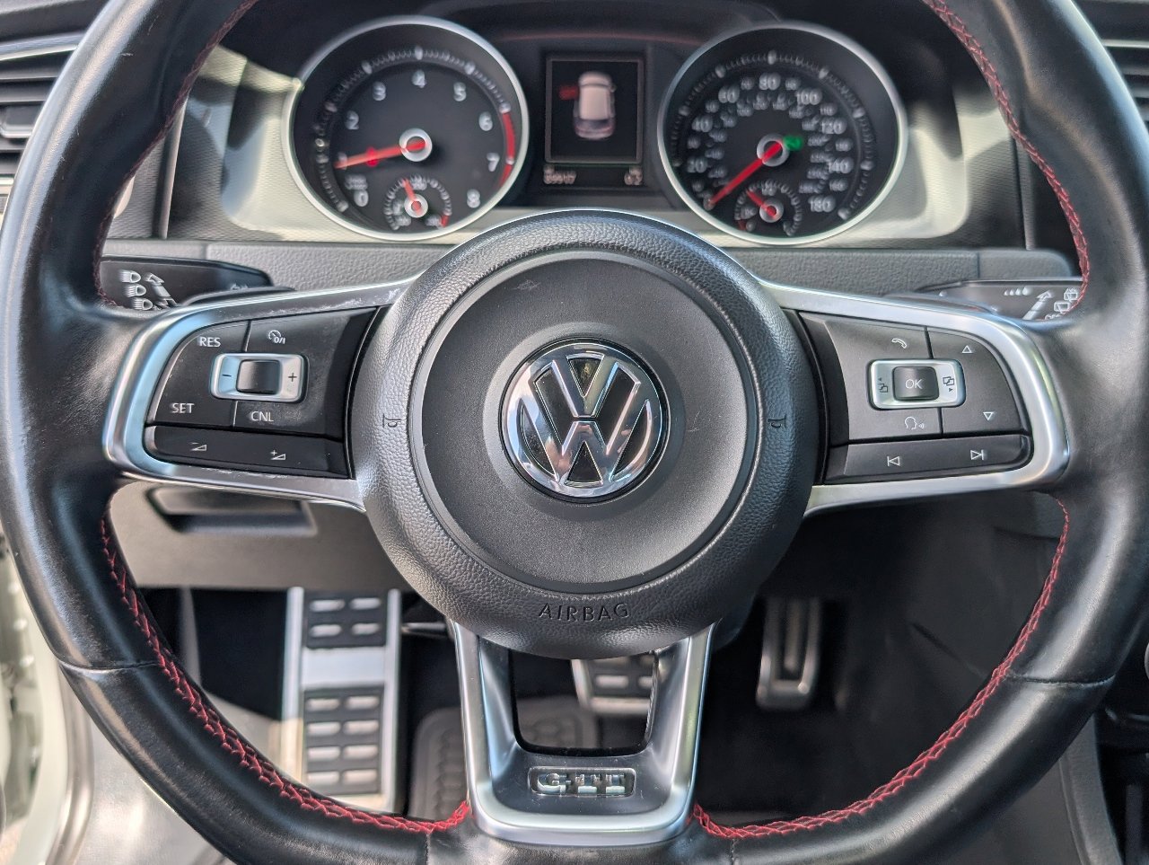 Used 2015 Volkswagen GTI Autobahn w/ Lighting Package (SEL) image 18