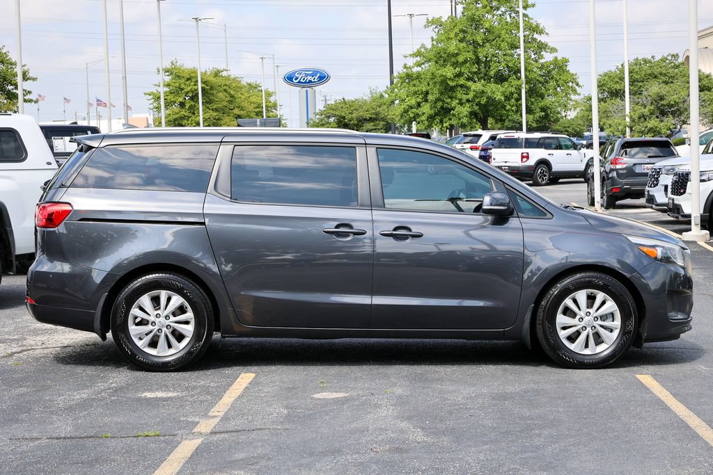 Used 2016 Kia Sedona LX w/ LX Essentials Premium Package FWD image 22