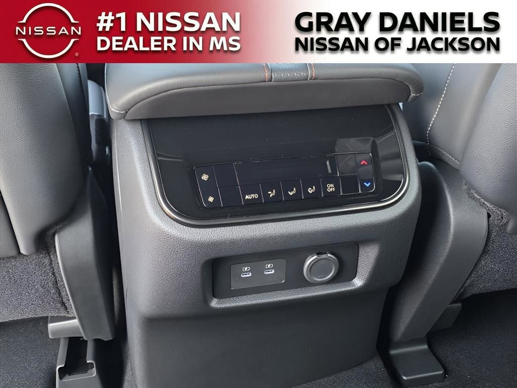 New 2025 Nissan Armada PRO-4X image 18
