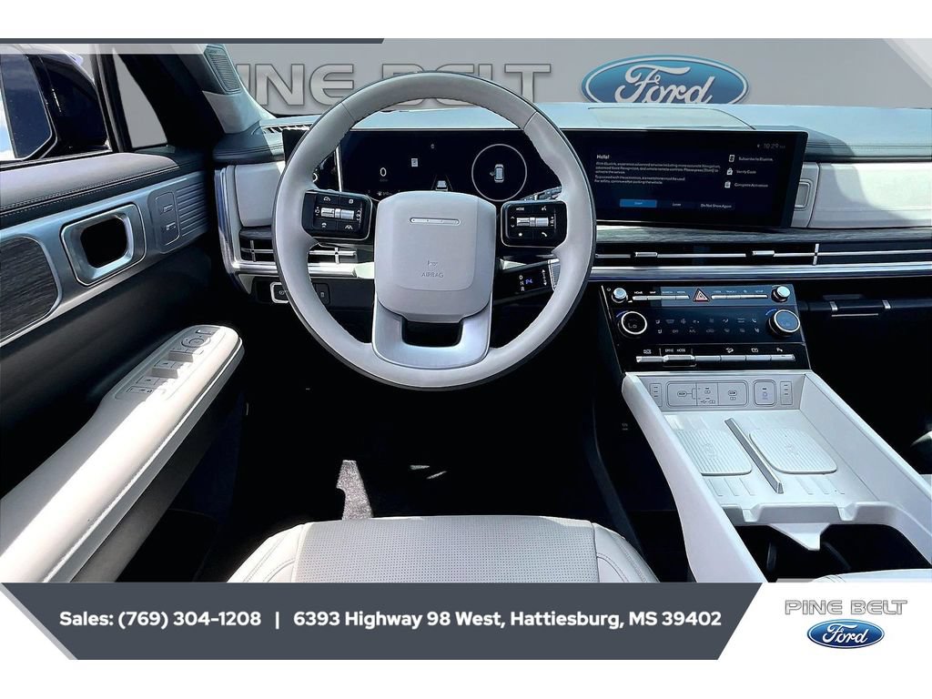 Used 2025 Hyundai Santa Fe Calligraphy FWD image 5