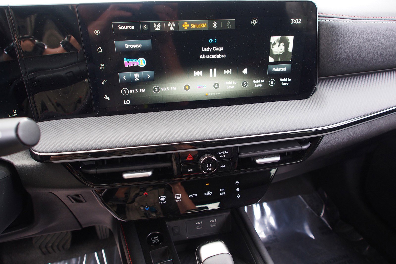 Used 2025 Nissan Kicks SR image 22