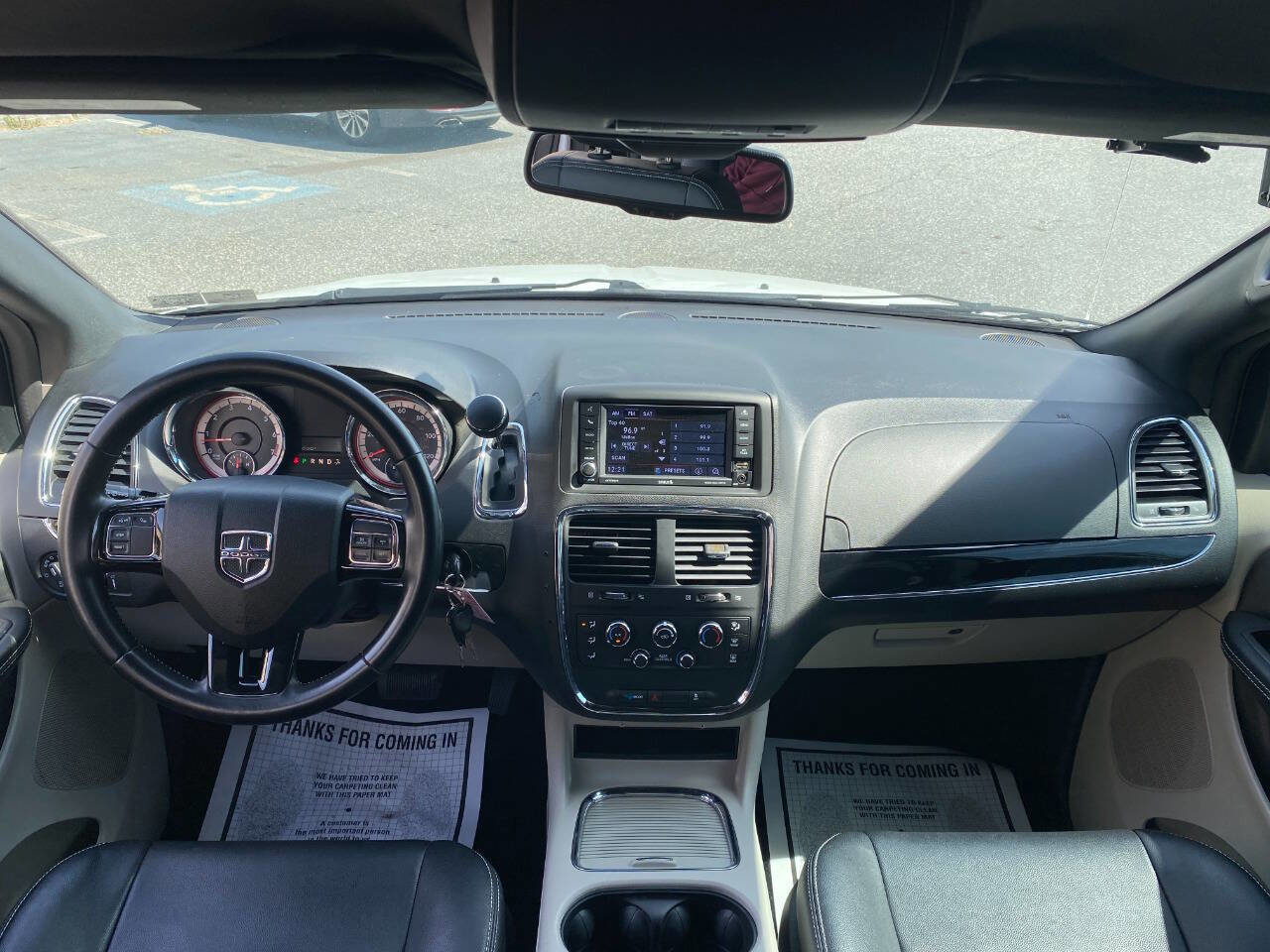 Used 2018 Dodge Grand Caravan SXT image 22