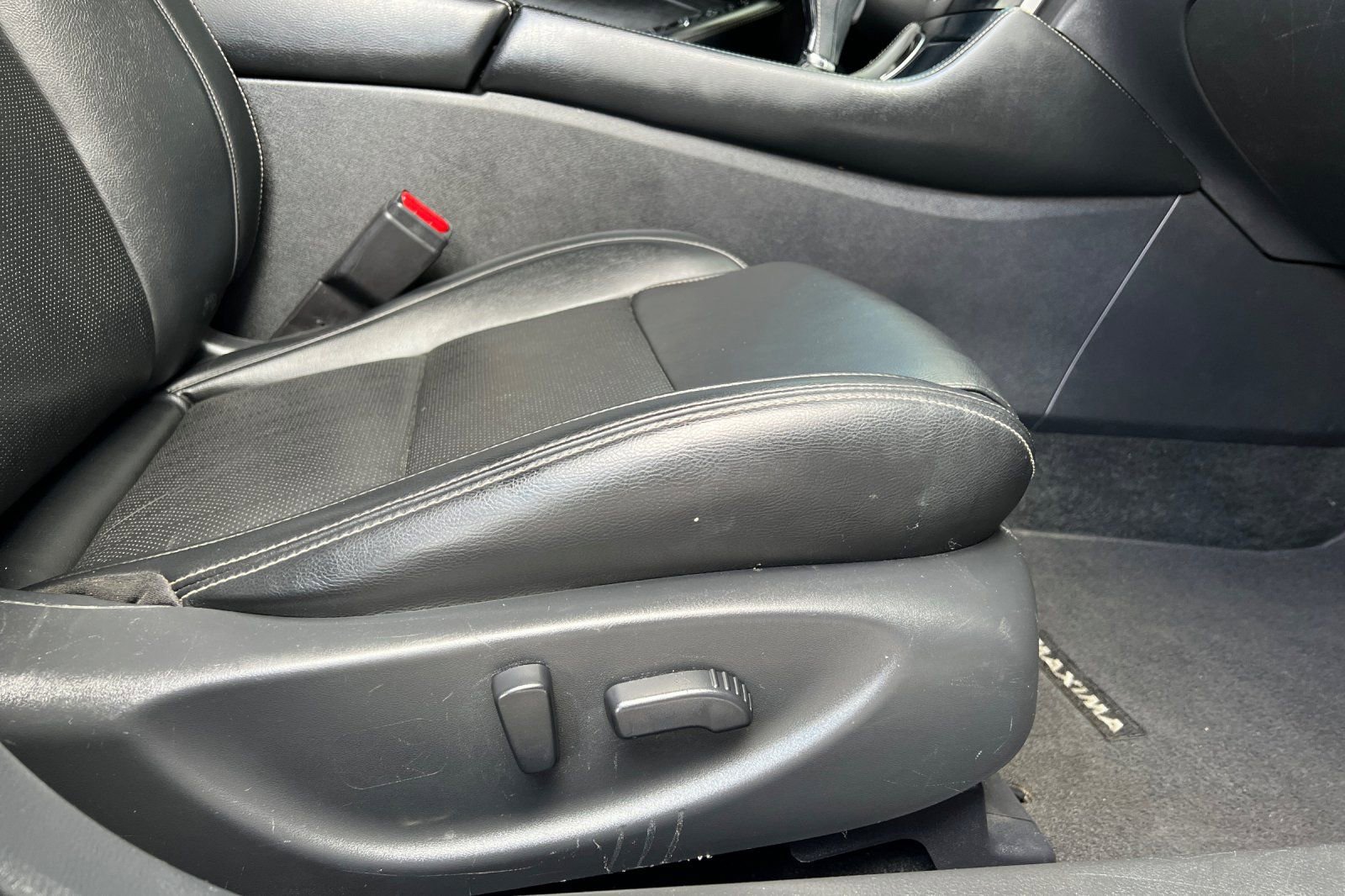 Used 2018 Nissan Maxima 3.5 SV image 21