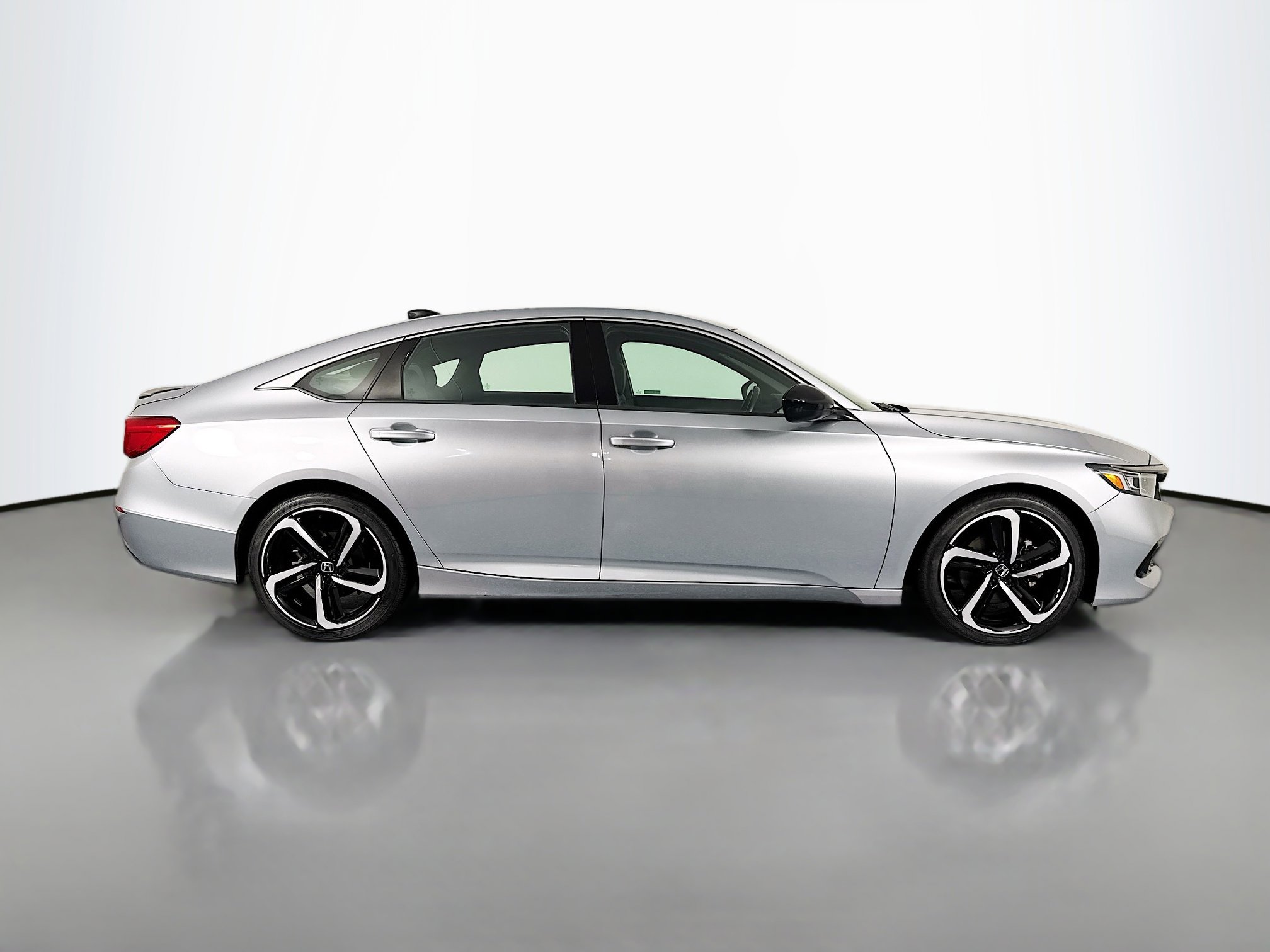 Certified 2022 Honda Accord Sport image 4