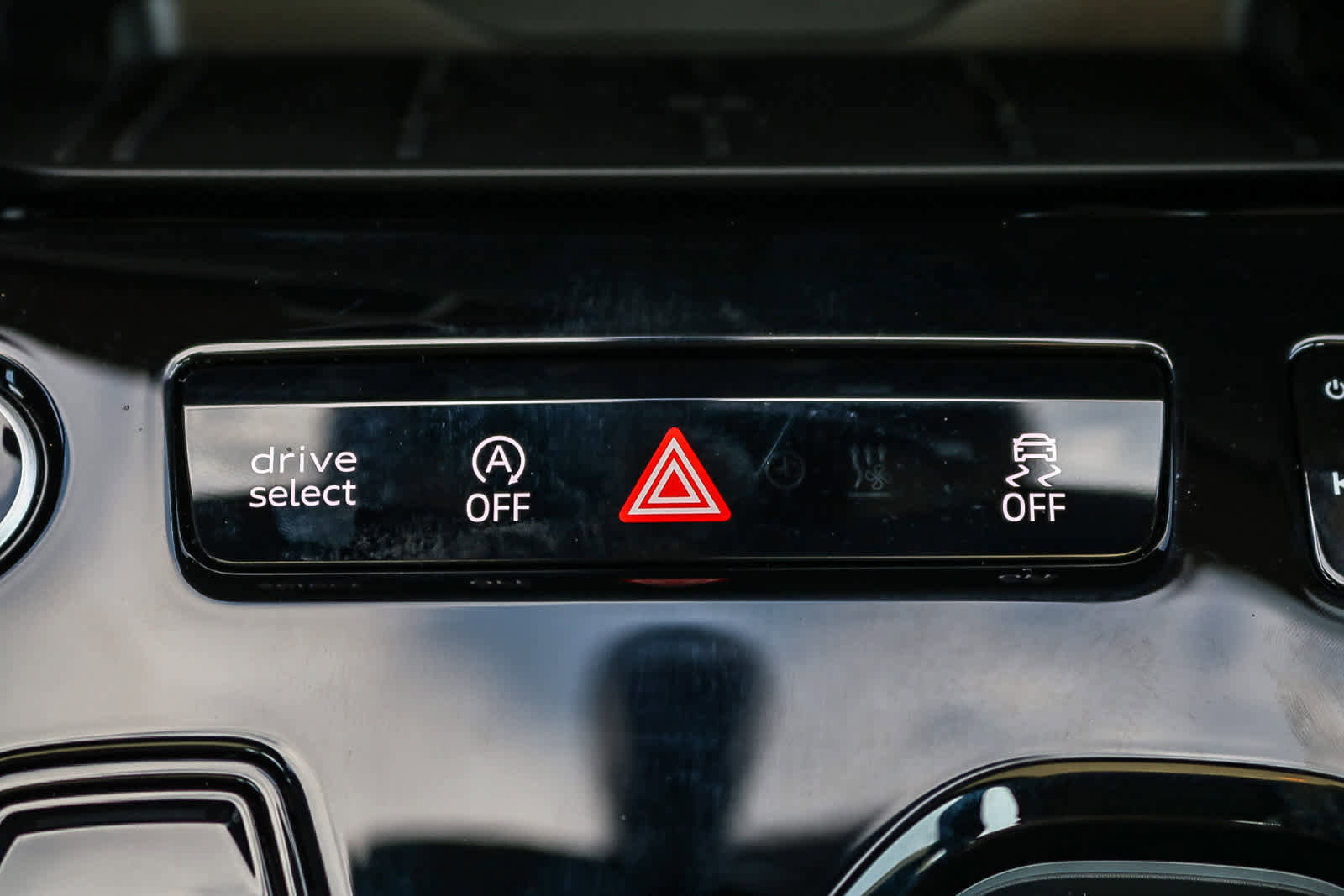 New 2025 Audi A5 2.0T Premium image 15