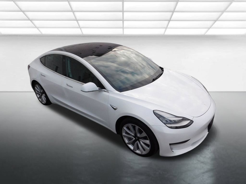 Used 2018 Tesla Model 3 Long Range image 2