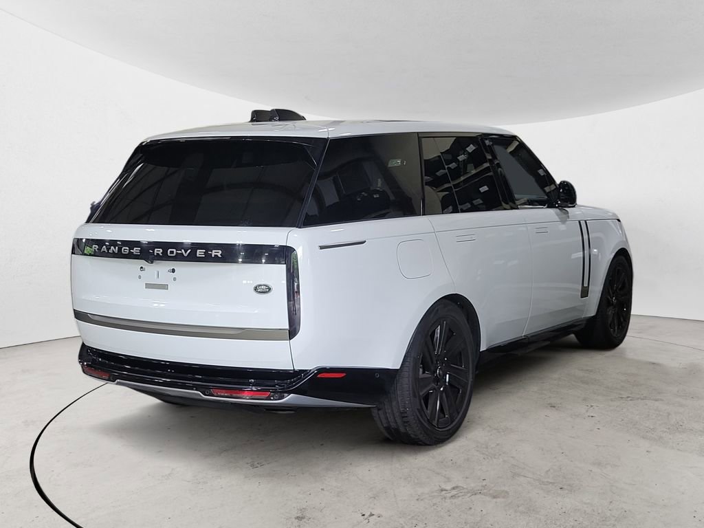 Used 2023 Land Rover Range Rover SE image 5