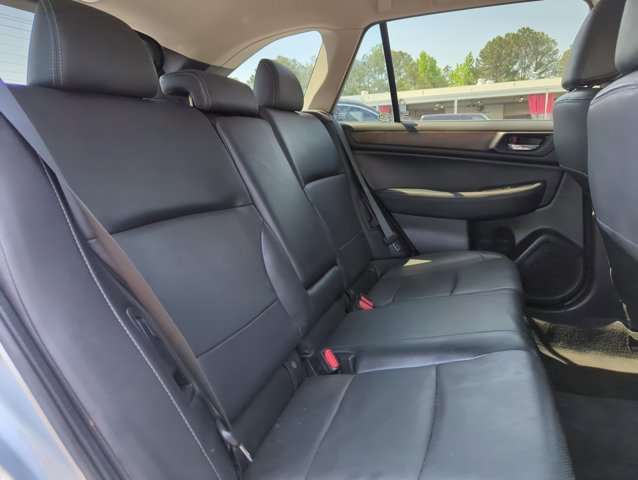 Used 2016 Subaru Outback 2.5i Limited image 24