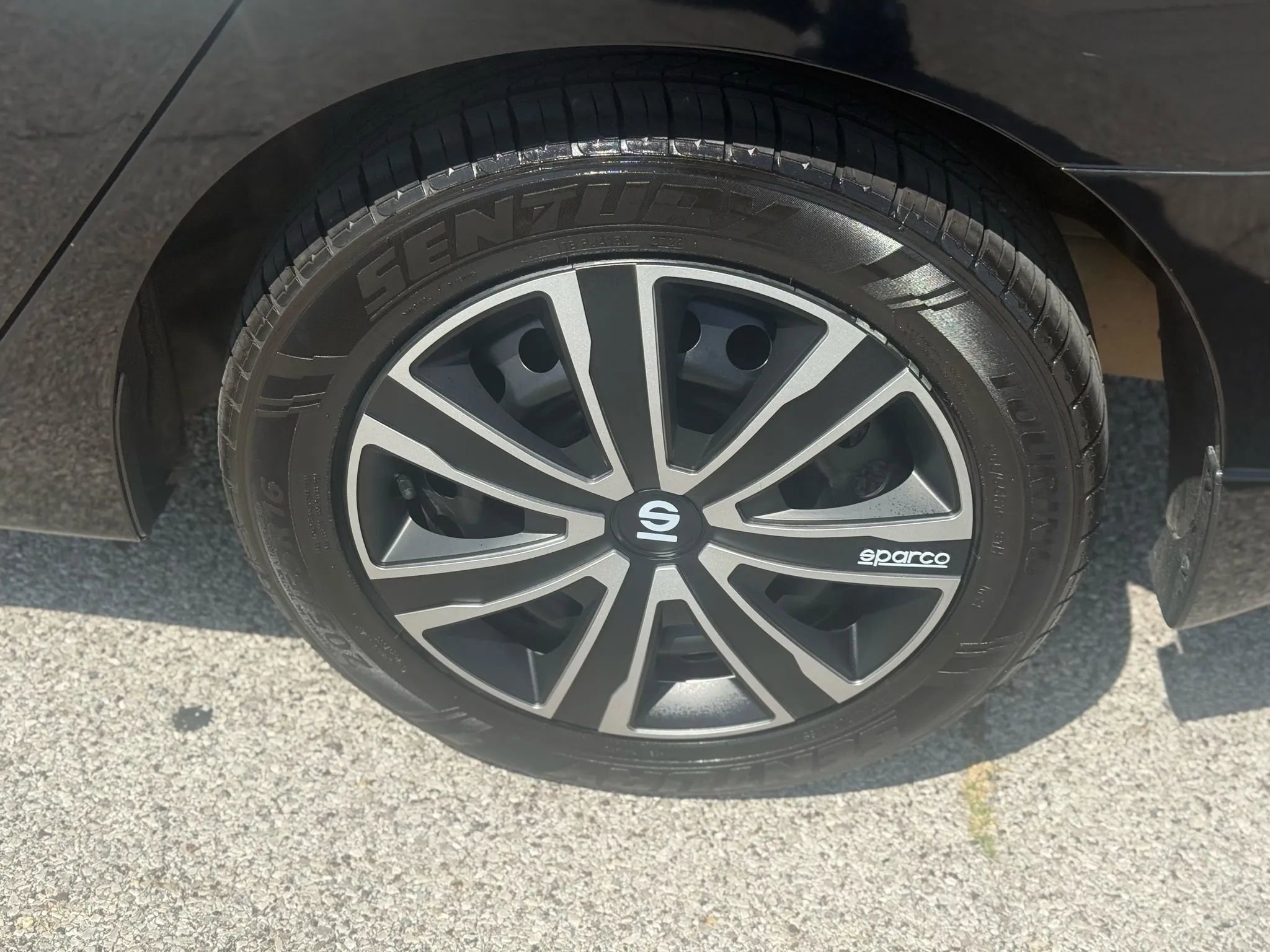 Used 2017 Nissan Sentra SV image 6