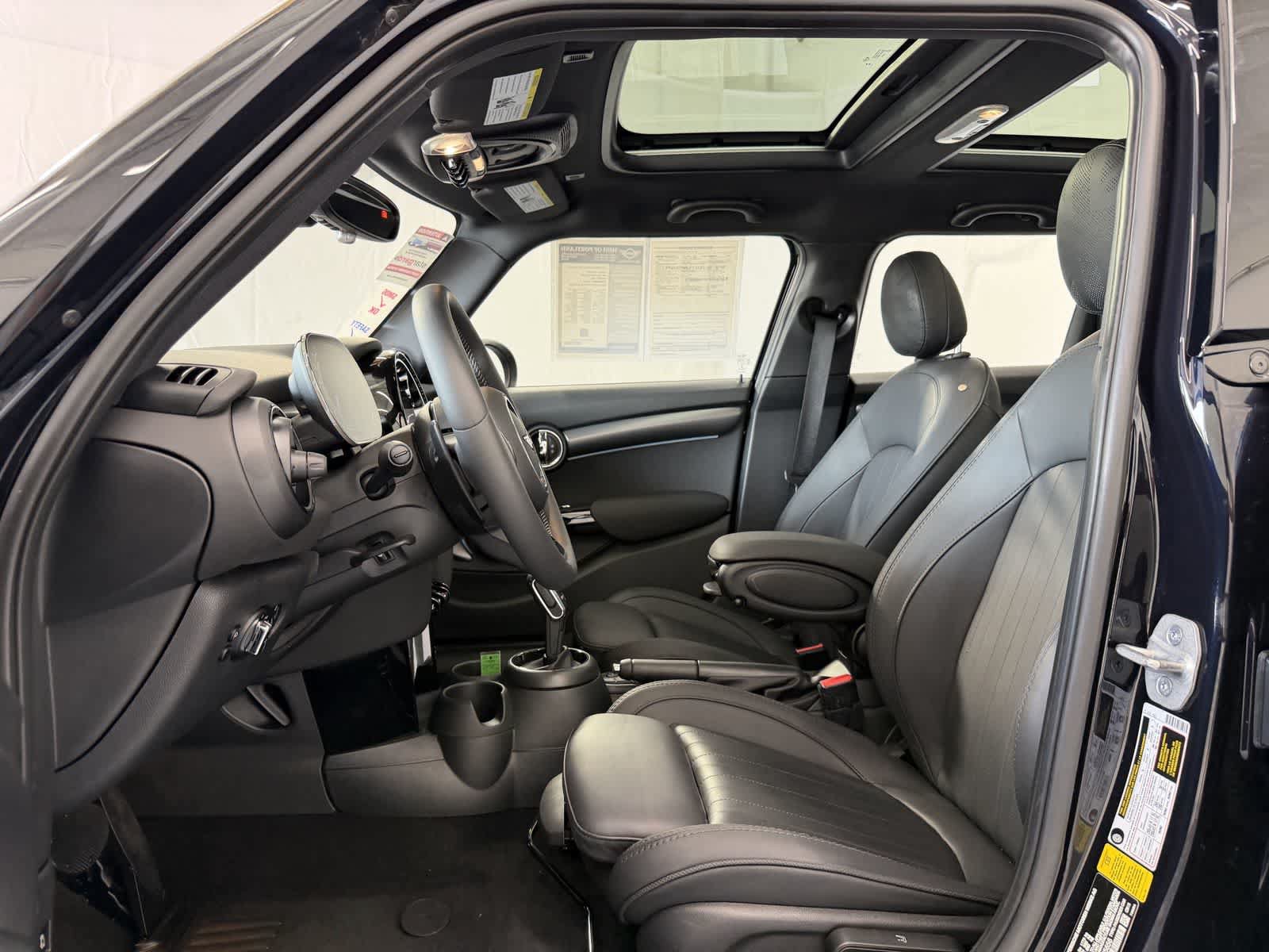 Used 2023 MINI Cooper S FWD image 10