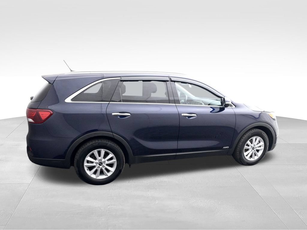 Used 2020 Kia Sorento LX w/ LX I4 Convenience Package AWD/4WD image 4