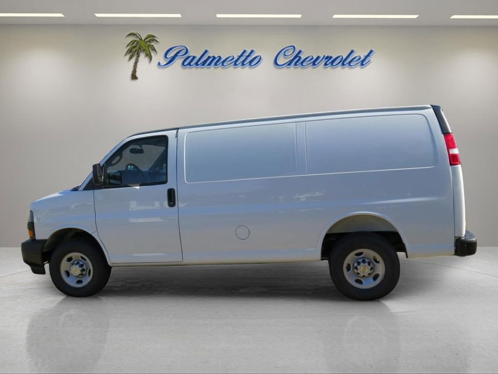 New 2026 Chevrolet Express 2500 w/ Driver Convenience Package RWD image 5