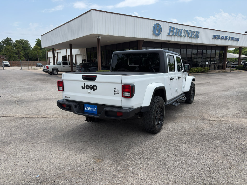 Used 2021 Jeep Gladiator Sport AWD/4WD image 5