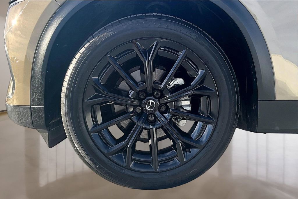 Used 2025 MAZDA CX-70 3.3 Turbo w/ Premium Package image 32