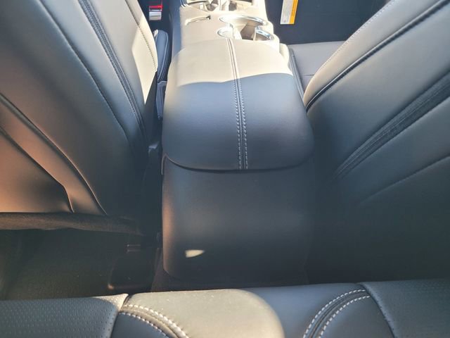 Used 2025 Ford Mustang Premium image 15