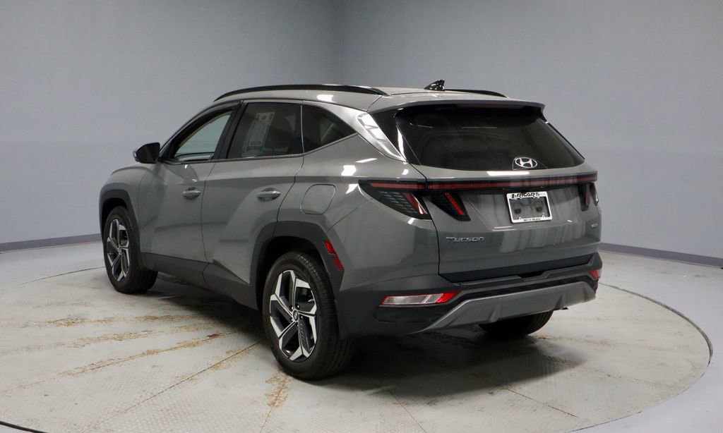Certified 2024 Hyundai Tucson Limited AWD/4WD image 9