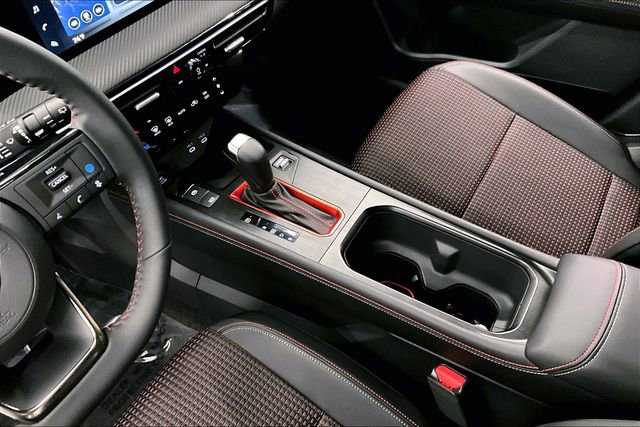 New 2025 Nissan Kicks SR w/ Illumination Package image 9