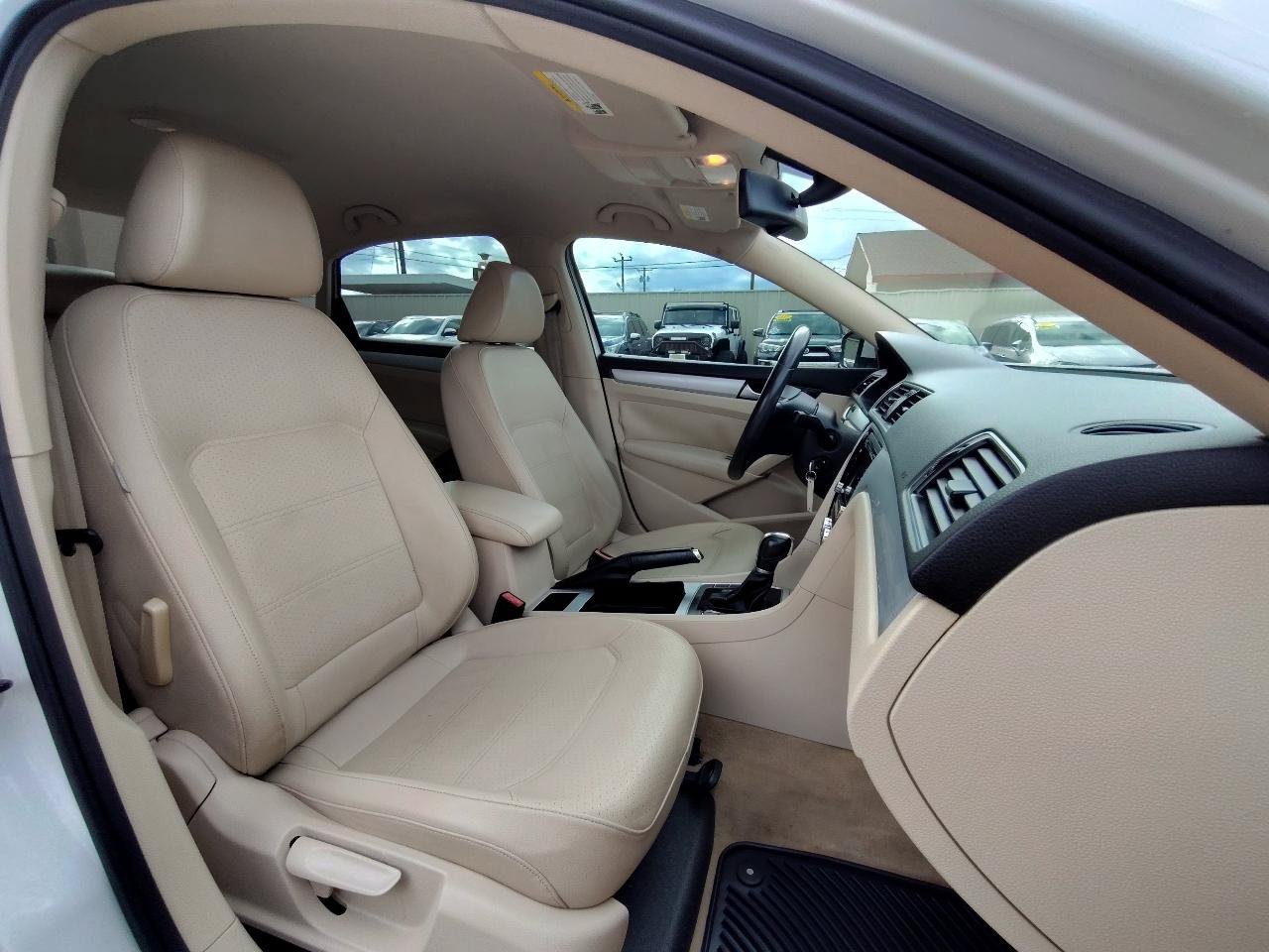 Used 2012 Volkswagen Passat 2.5 SE FWD image 39