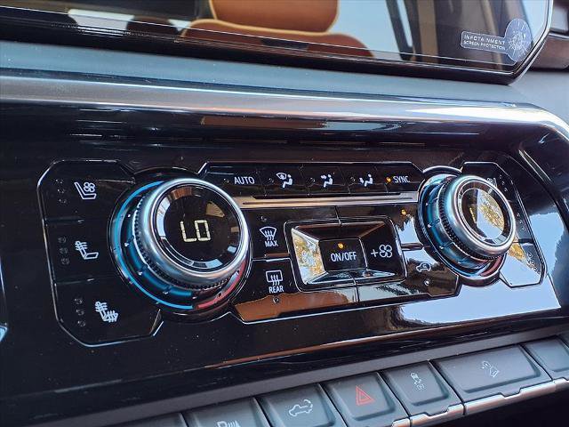 New 2026 GMC Sierra 2500 Denali Ultimate image 8